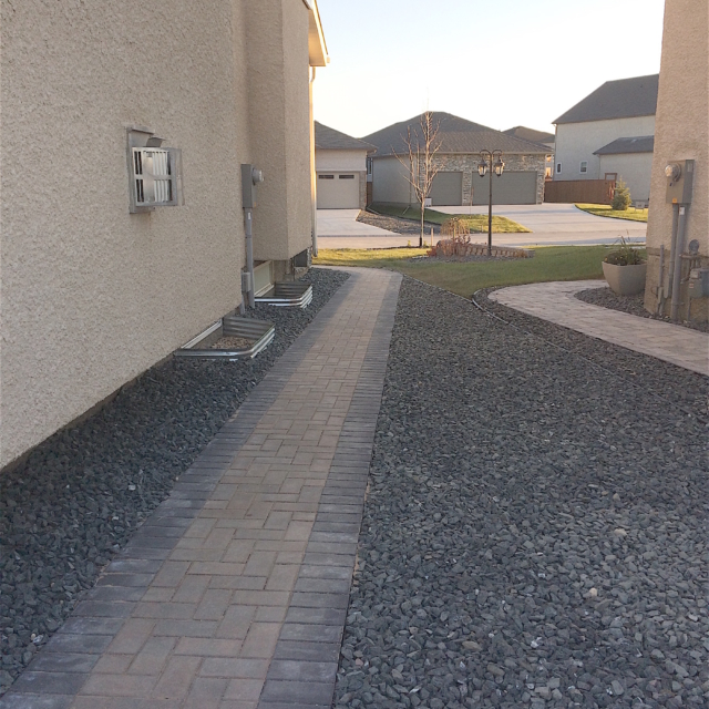 Walkway, Holland Pavers, Antique Brown with Charcoal border, Black granite, low maintance